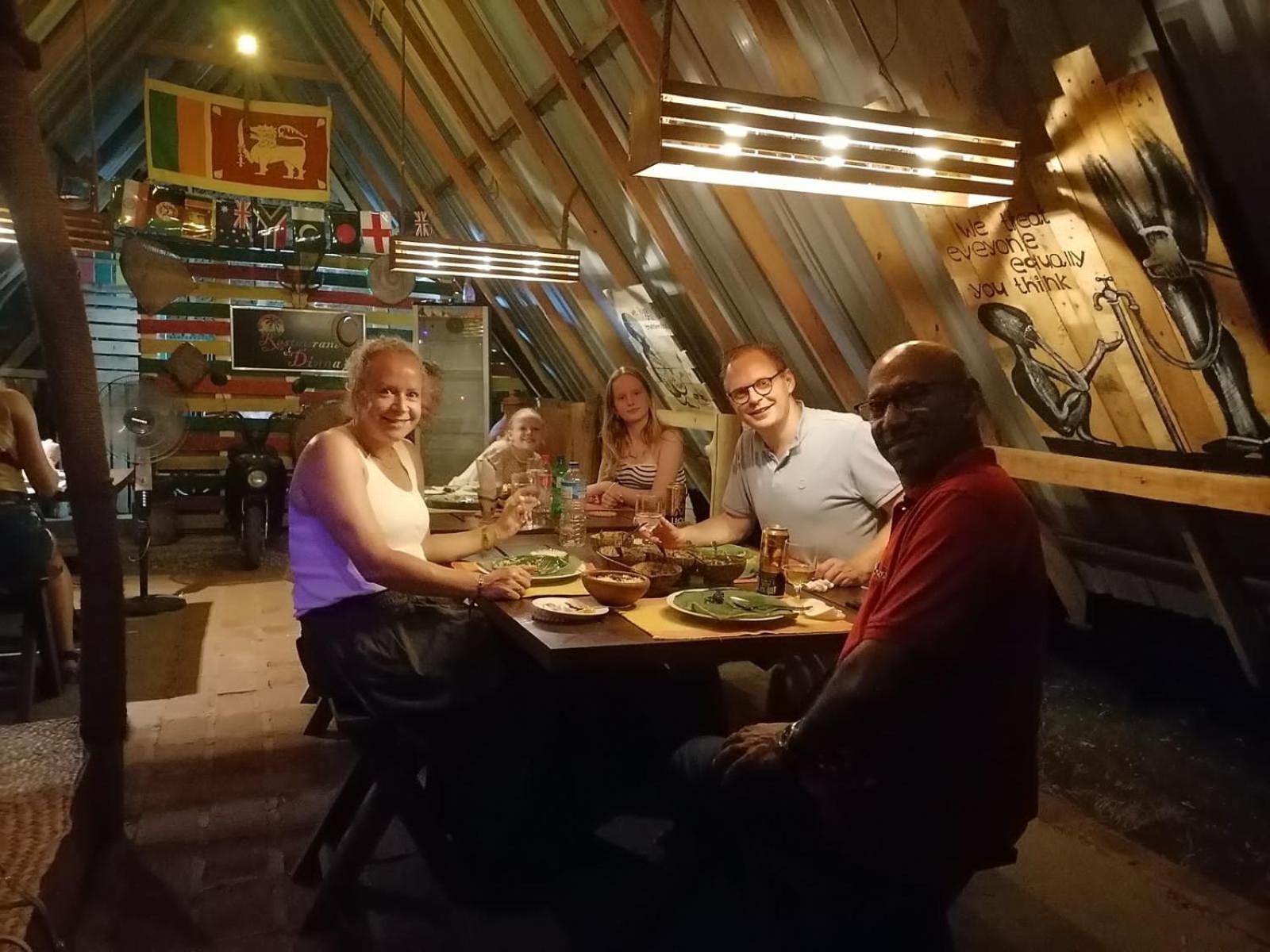 סיגירייה Dinna Nature Hostel מראה חיצוני תמונה