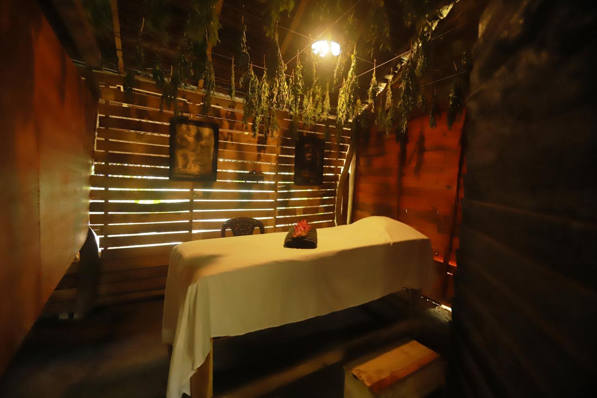 סיגירייה Dinna Nature Hostel מראה חיצוני תמונה