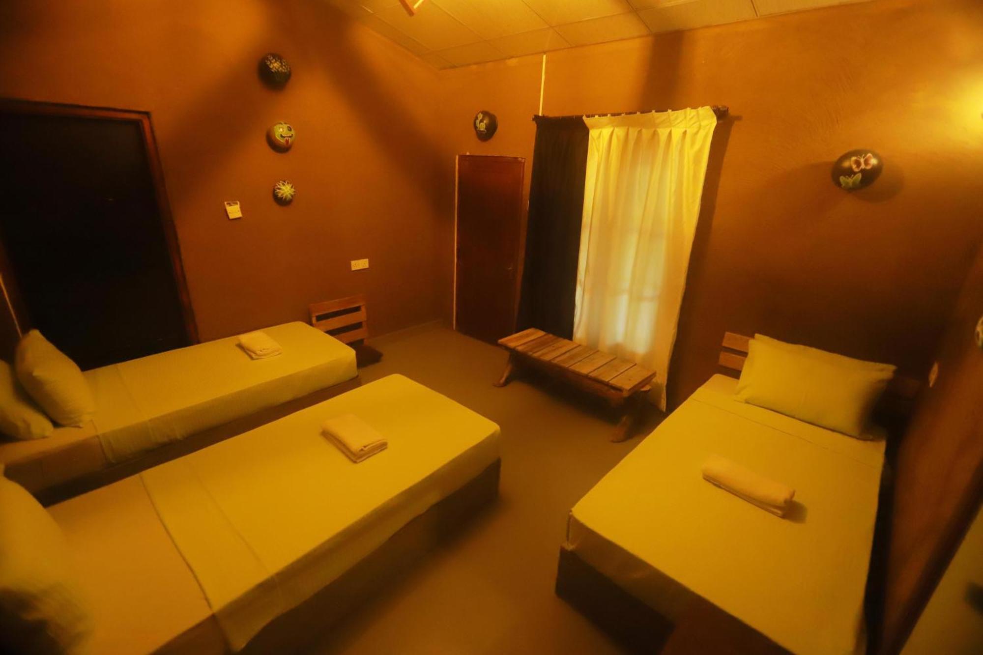 סיגירייה Dinna Nature Hostel מראה חיצוני תמונה