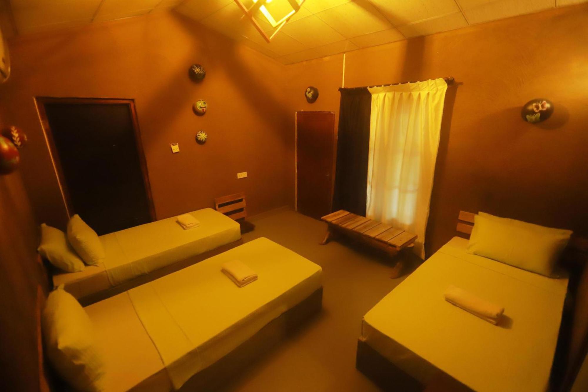 סיגירייה Dinna Nature Hostel מראה חיצוני תמונה