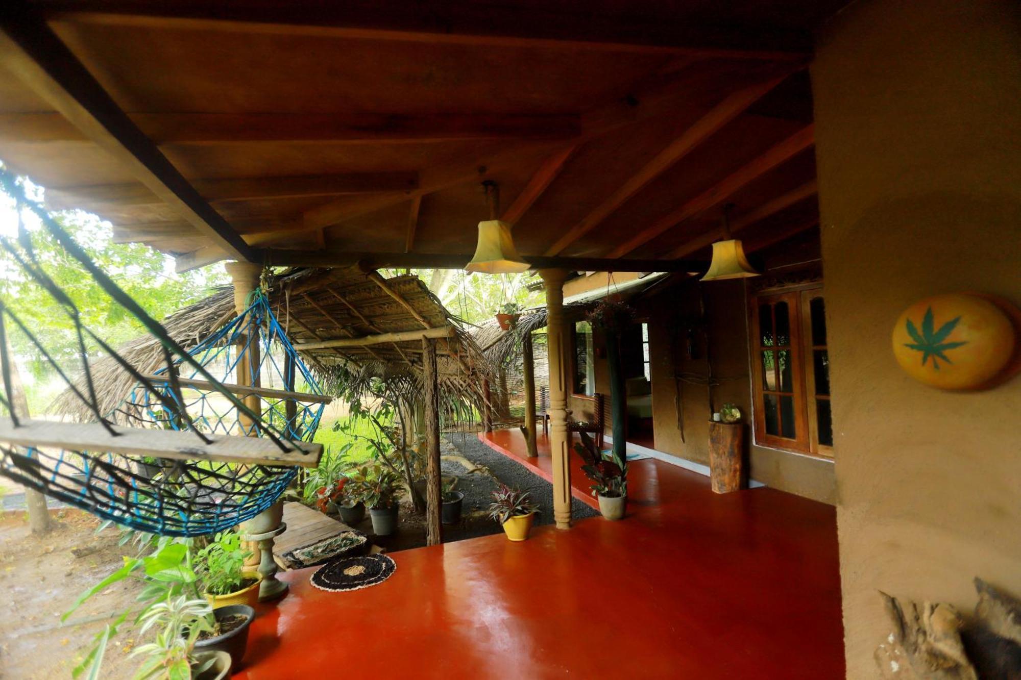 סיגירייה Dinna Nature Hostel מראה חיצוני תמונה